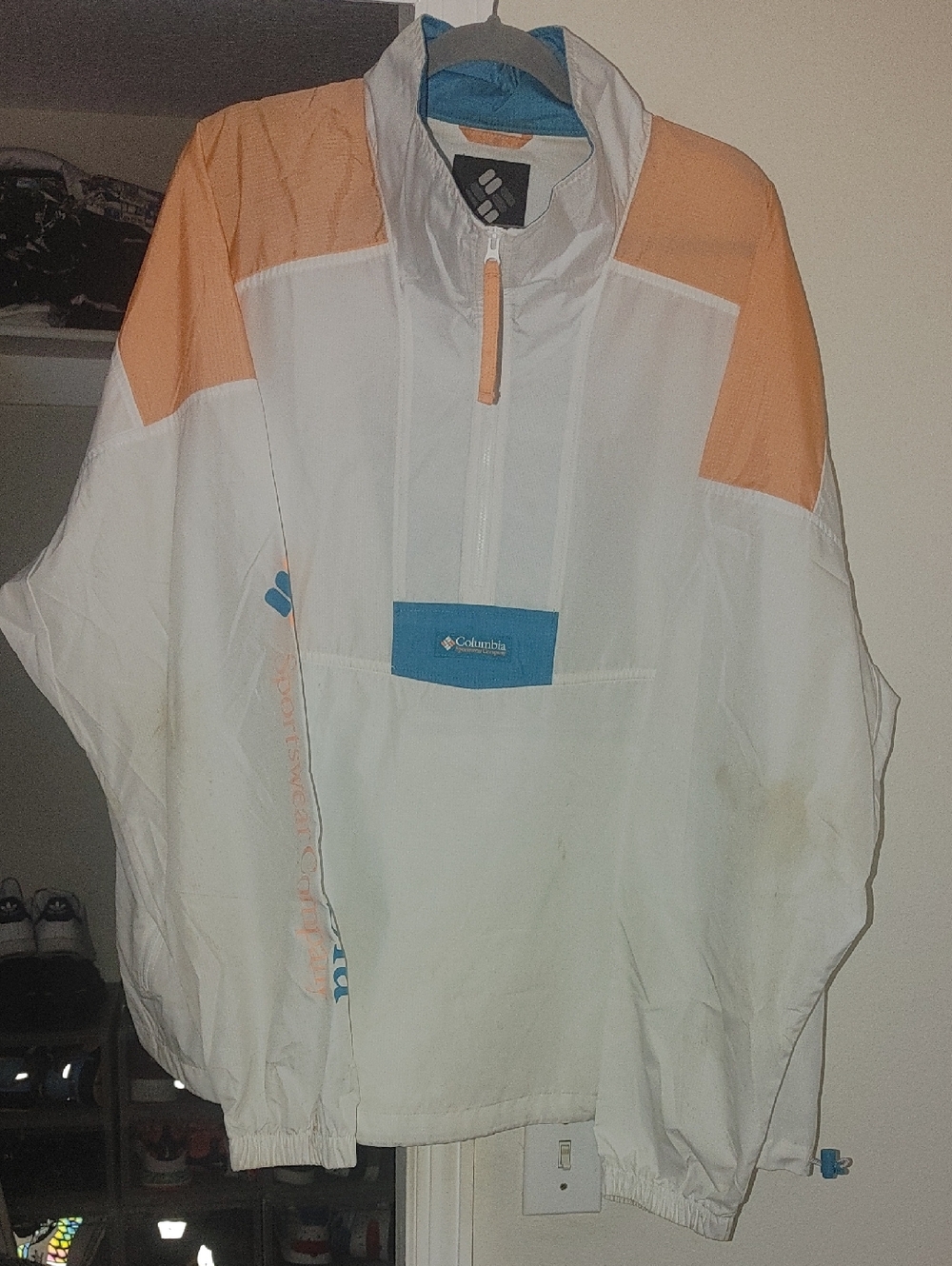 Columbia White and Peach Half-Zip Pullover Windbreaker